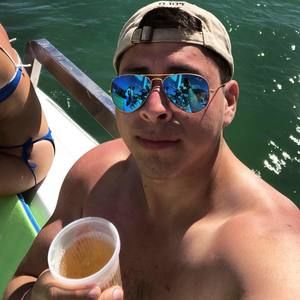 Meet your Posher, Pierre